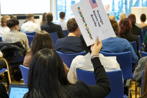 Die Vereinigten Staaten melden sich zu Wort.